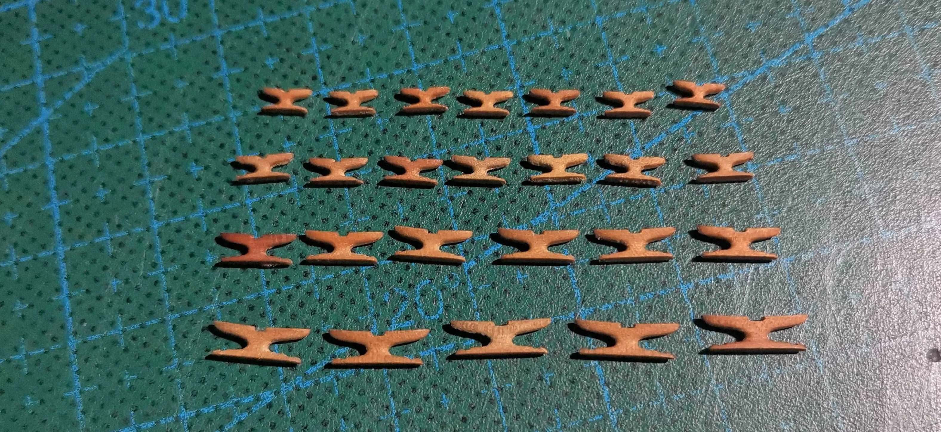 5mm Pearwood Shroud Cleats 12/bag
