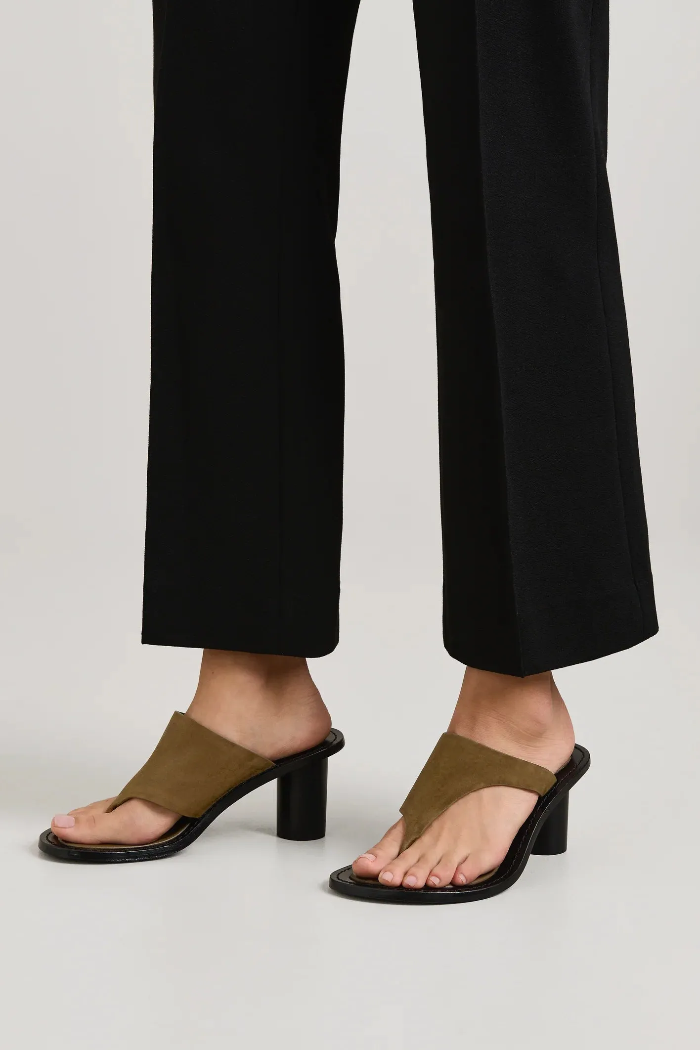 A Emery Hardie Heeled Sandal in Hazel Suede