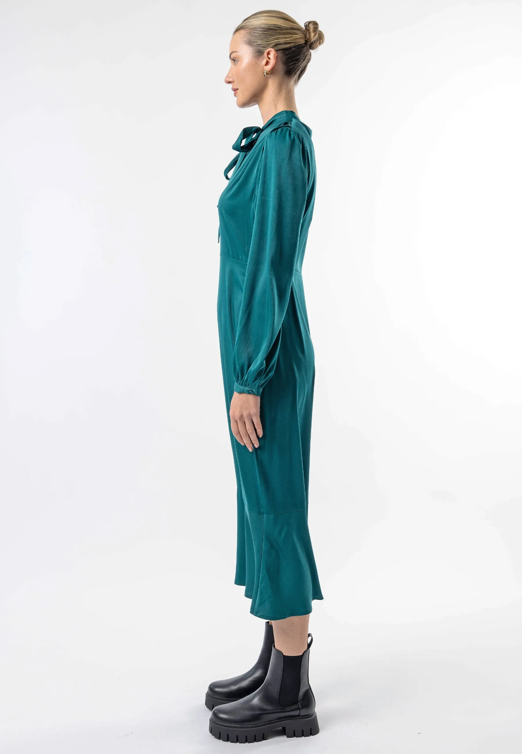 Angeleye Tie Neck Satin Midi Dress In Green