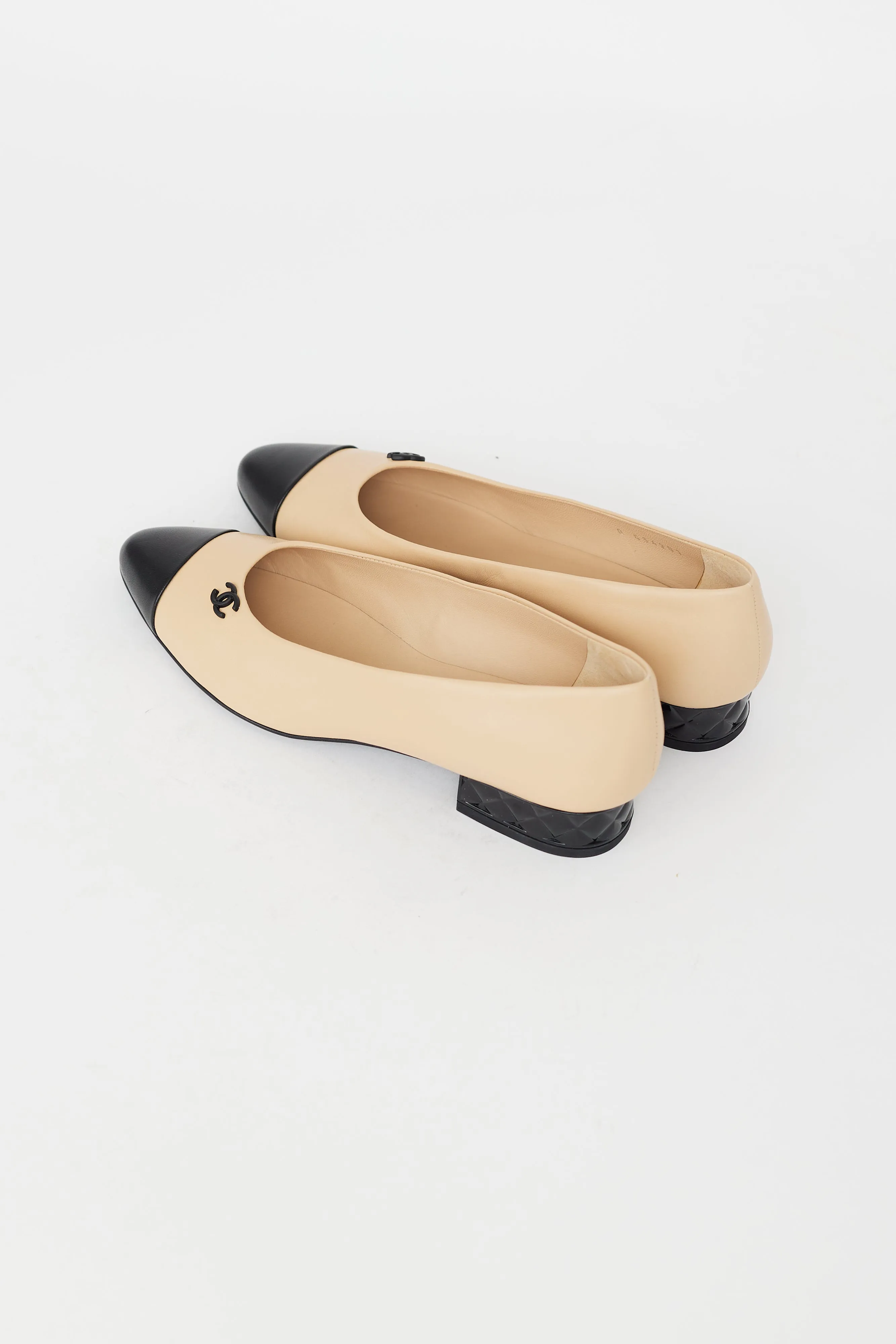 Beige & Black Toe Leather Flat