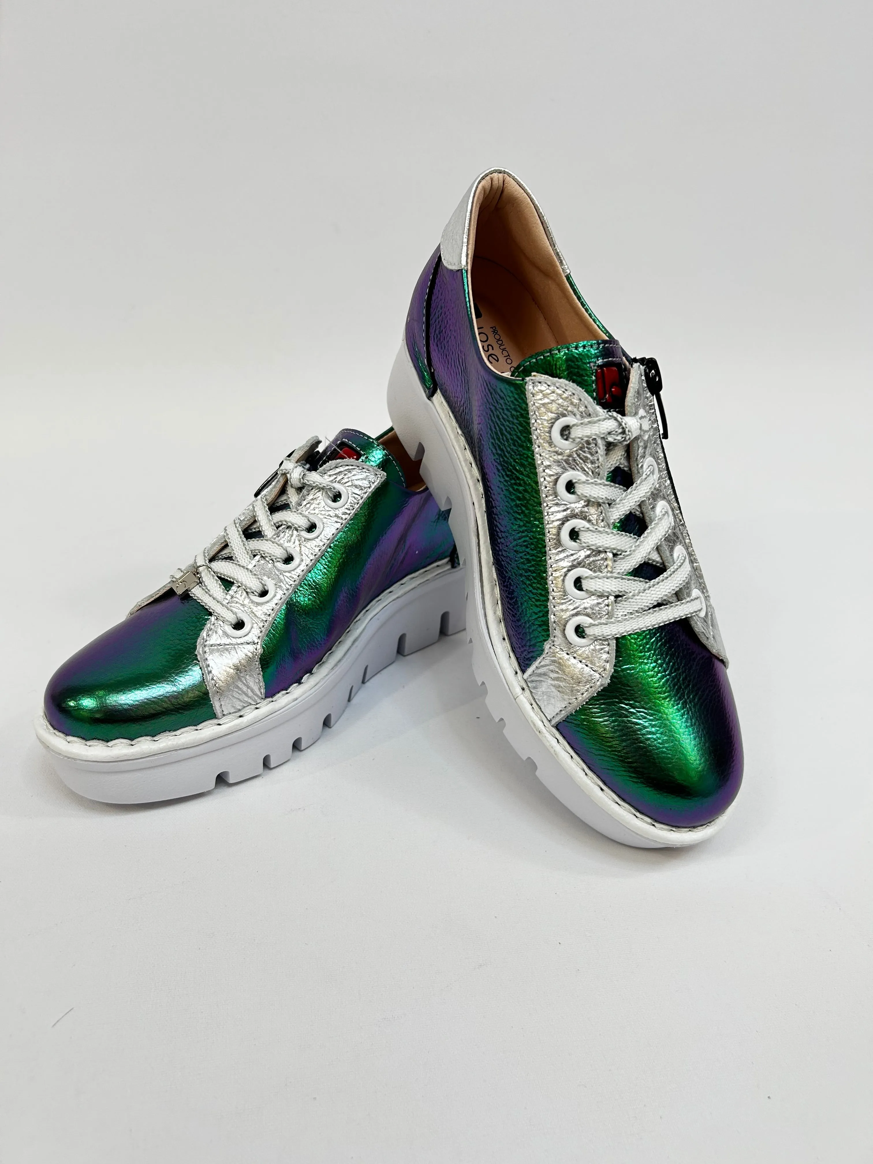 JOSE SAENZ Green & Purple Shiny Trainer
